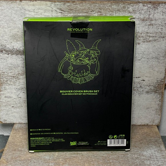 Revolution x Simpsons Treehouse of Horror Bouvier Coven Makeup Brush Set NEW - Picture 2 of 10